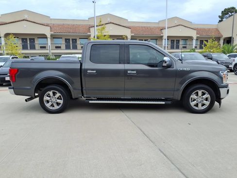 Used 2018 Ford F150 Lariat RWD image 4