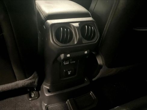 Used 2023 Jeep Wrangler Sahara w/ Cold Weather Group image 28