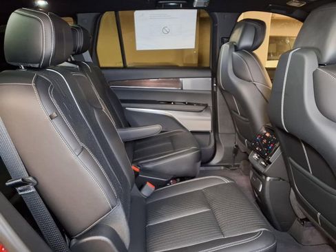 New 2026 Cadillac Vistiq Sport AWD/4WD image 7