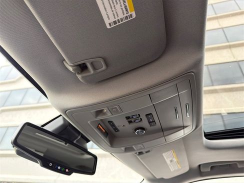 Used 2020 GMC Yukon XL Denali w/ Open Road Package image 38