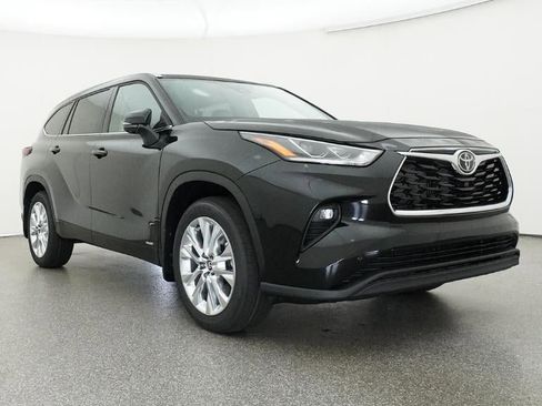 New 2026 Toyota Highlander Limited AWD/4WD image 29