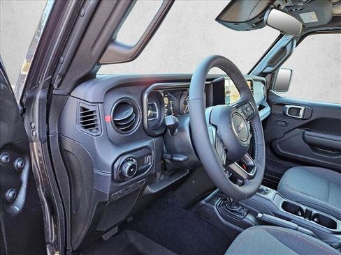 New 2026 Jeep Wrangler Unlimited Rubicon image 3