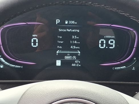 Used 2025 Kia Sportage EX w/ Premium Package image 19