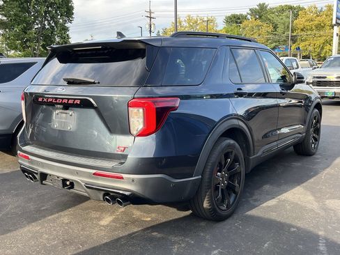 Used 2022 Ford Explorer ST w/ Equipment Group 401A AWD/4WD image 3