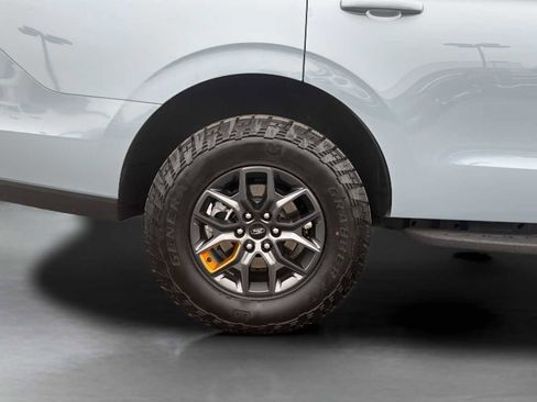 Used 2025 Ford Expedition Tremor image 36