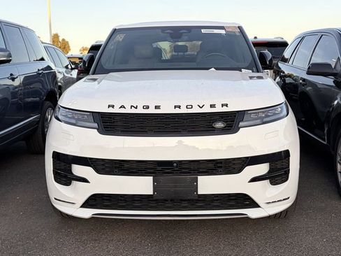 Used 2024 Land Rover Range Rover Sport Dynamic SE image 2