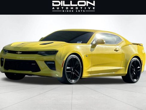Used 2016 Chevrolet Camaro SS RWD image 8