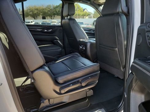 Certified 2023 GMC Yukon XL Denali image 26