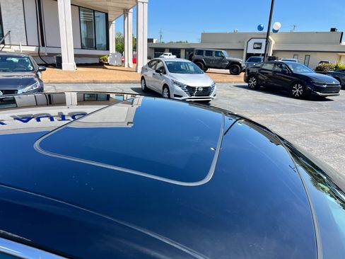 Used 2023 Honda Accord Sport image 11