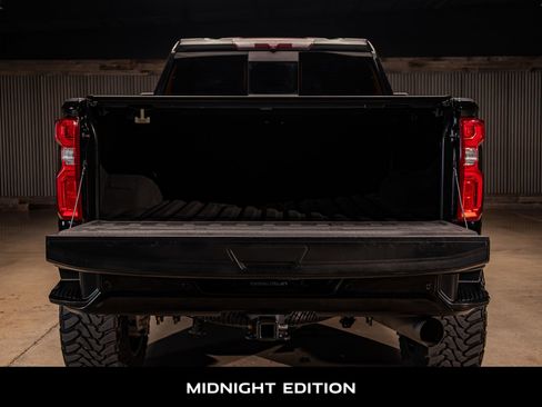 Used 2021 Chevrolet Silverado 2500 LTZ w/ LTZ Plus Package image 8