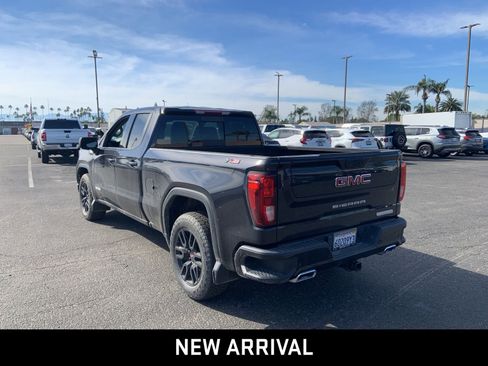 Used 2022 GMC Sierra 1500 Elevation w/ Preferred Package image 6