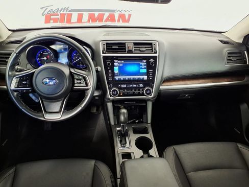 Used 2018 Subaru Outback 2.5i Limited AWD/4WD image 11