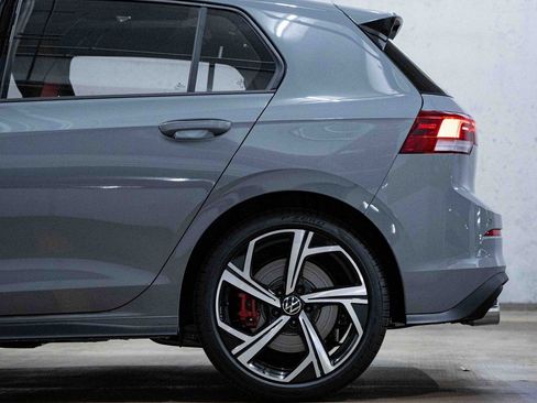 New 2026 Volkswagen GTI SE FWD image 4