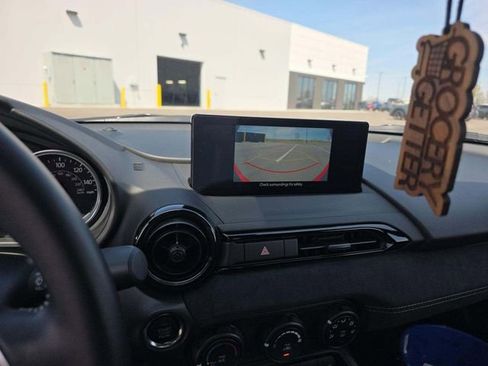 Certified 2024 MAZDA MX-5 Miata RF Club w/ Interior Package RWD image 9