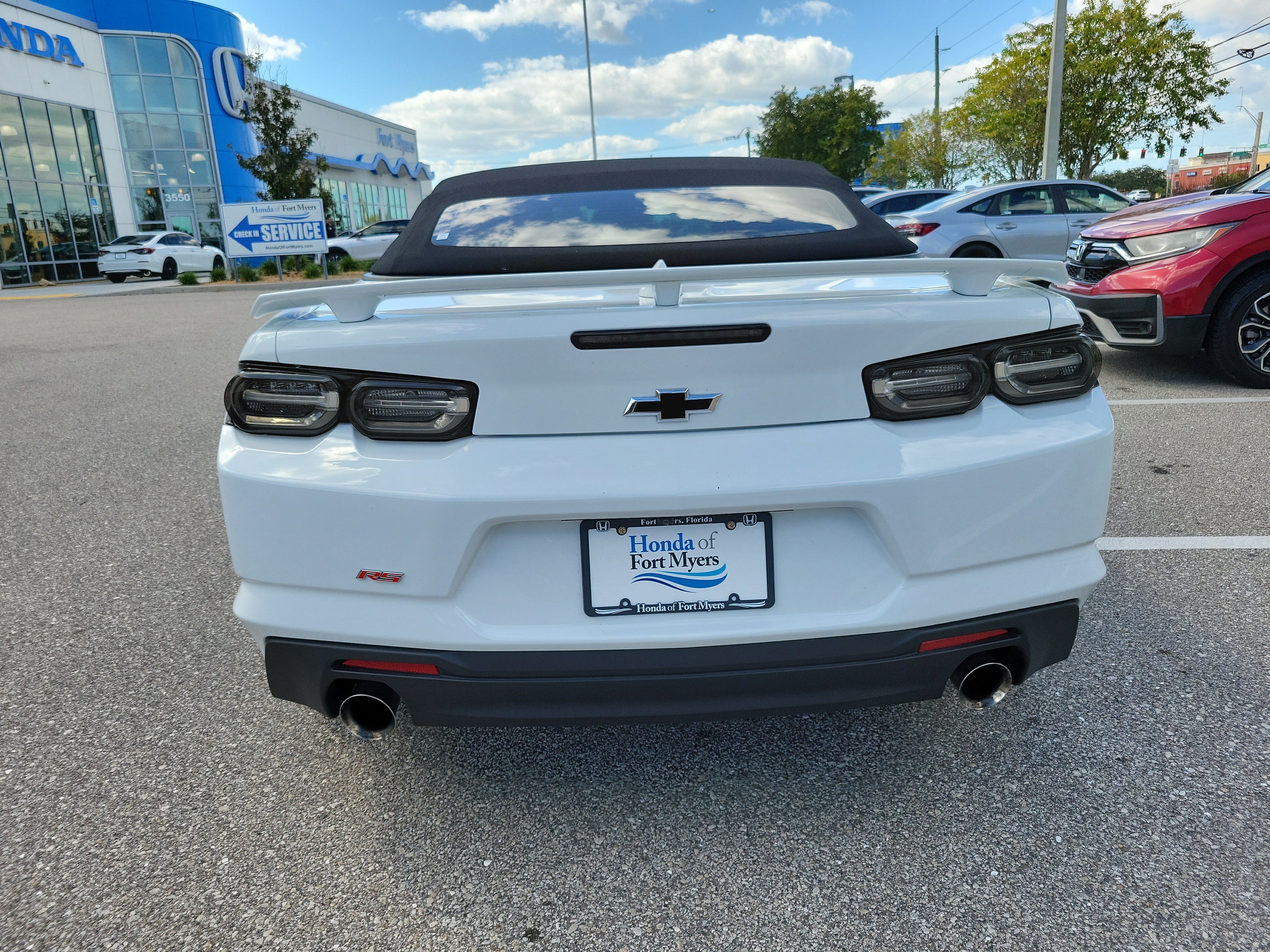 Used 2021 Chevrolet Camaro LT w/ RS Package RWD image 5