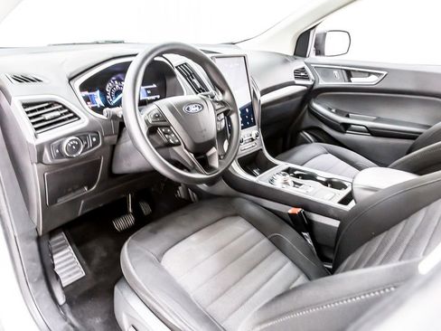 Used 2021 Ford Edge SE FWD image 26