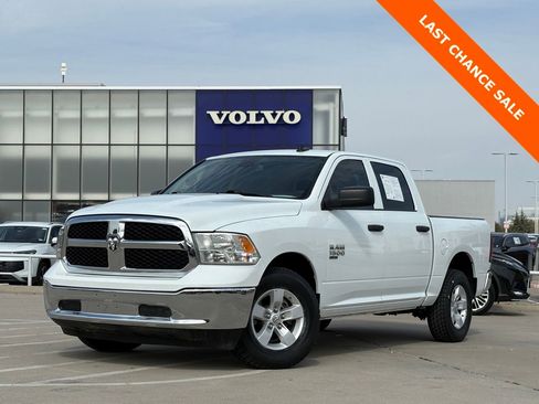Used 2023 RAM 1500 Classic SLT w/ Electronics Group image 1