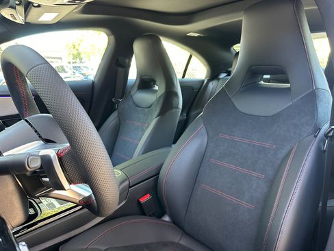 Used 2026 Mercedes-Benz CLA 250 image 5