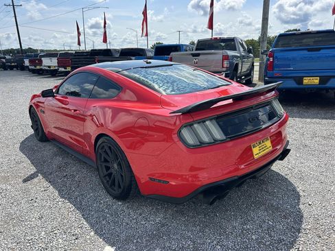 Used 2018 Ford Mustang GT Premium w/ Black Accent Package RWD image 16