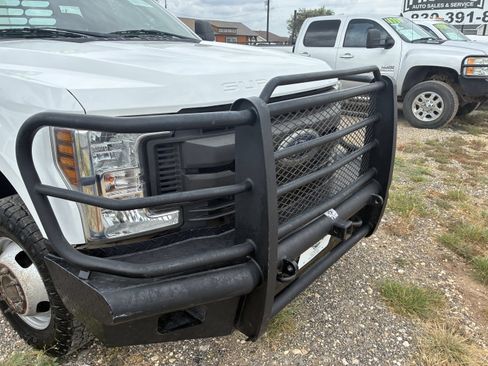 Used 2018 Ford F350 XL w/ Power Equipment Group AWD/4WD image 5