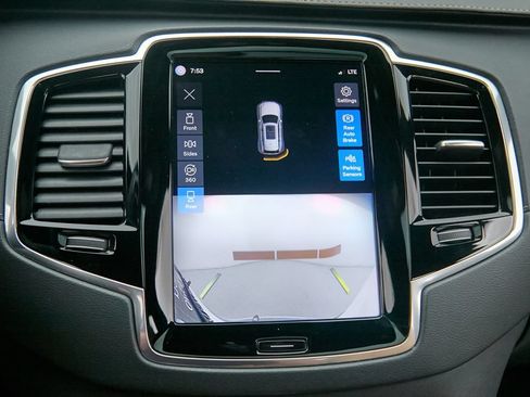 Certified 2023 Volvo XC90 T8 Ultimate w/ Lounge Package AWD/4WD image 35