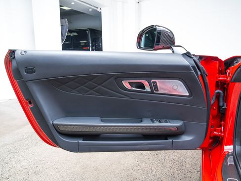 Used 2020 Mercedes-Benz AMG GT R image 21