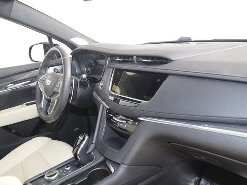 Used 2023 Cadillac XT5 Sportv w/ LPO, Floor Liner Package AWD/4WD image 42