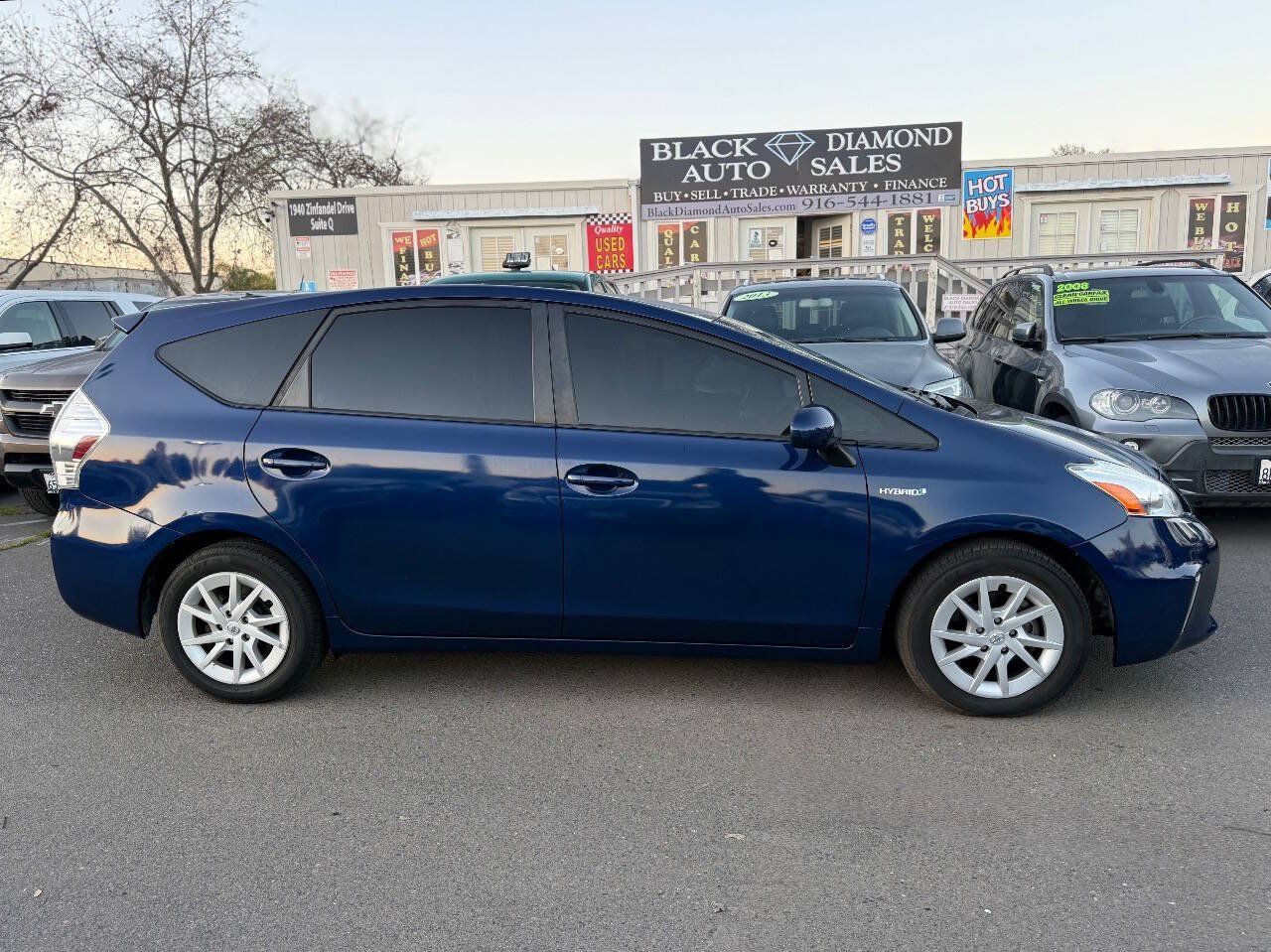 Used 2014 Toyota Prius V Three FWD image 9