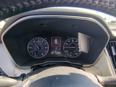 Used 2021 Subaru Outback Limited image 11