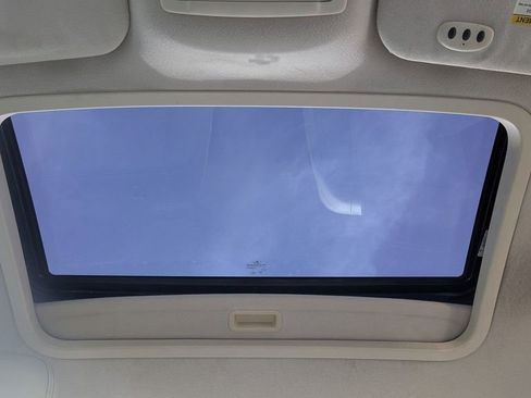 Used 2009 Mercury Sable Premier image 24