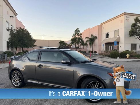 Used 2011 Scion tC FWD image 3