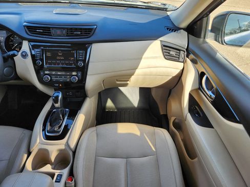 Used 2020 Nissan Rogue SL image 17