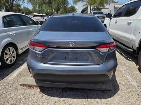 Used 2024 Toyota Corolla LE FWD image 5