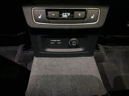 Used 2023 Audi Q5 e Prestige w/ Prestige Package AWD/4WD image 32