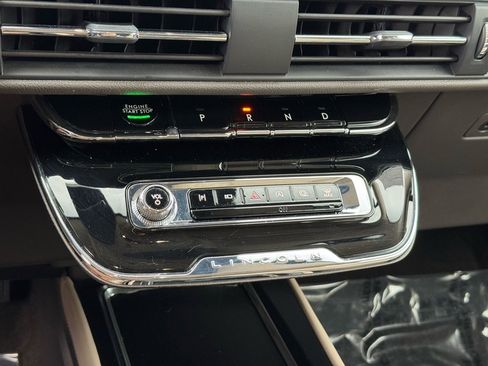 Used 2023 Lincoln Corsair Reserve w/ Equipment Group 201A image 33