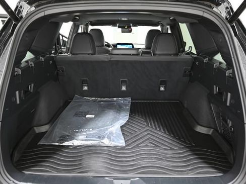 Certified 2026 Subaru Outback Limited AWD/4WD image 19
