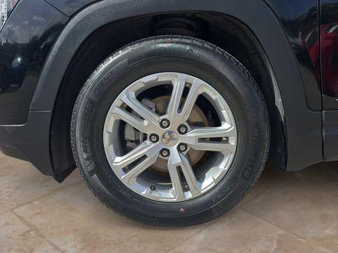 Used 2022 GMC Terrain SLE w/ Driver Convenience Package FWD image 27