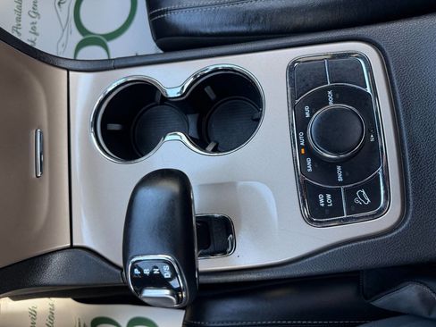 Used 2015 Jeep Grand Cherokee Limited image 27