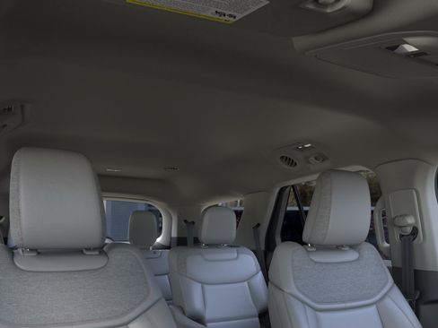 New 2026 Ford Explorer Active w/ Active Comfort Package AWD/4WD image 23