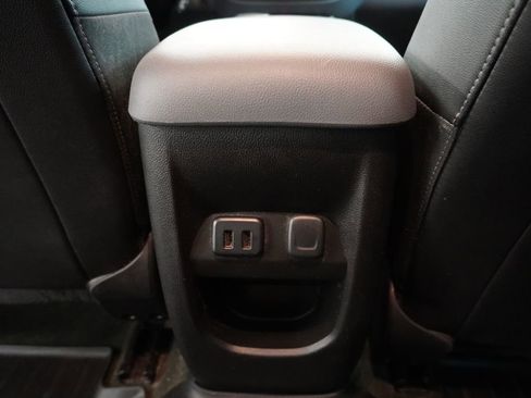 Used 2016 Chevrolet Colorado Z71 AWD/4WD image 27