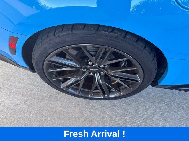 Used 2022 Chevrolet Camaro ZL1 RWD image 21