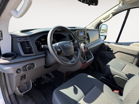 Used 2025 Ford Transit 250 Low Roof w/ Exterior Upgrade Package RWD image 15