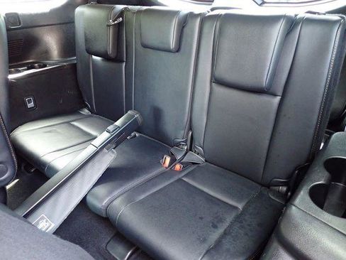 Certified 2019 Toyota Highlander Limited AWD/4WD image 19