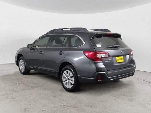 Used 2019 Subaru Outback 2.5i image 3