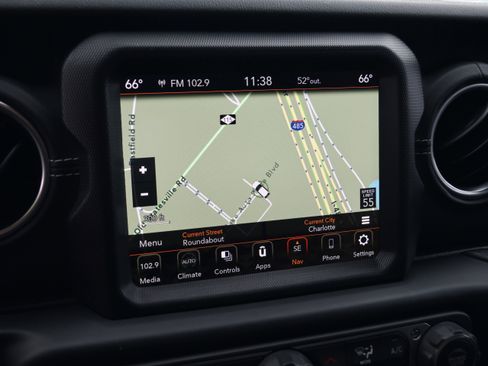 Used 2021 Jeep Gladiator Overland w/ Popular Equipment Package AWD/4WD image 21