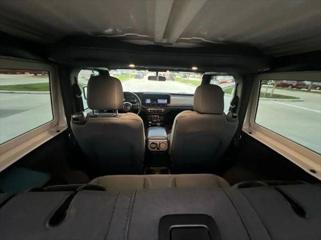 Certified 2025 Jeep Wrangler Sport AWD/4WD image 18