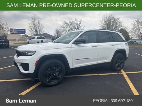 Used 2023 Jeep Grand Cherokee Altitude image 1