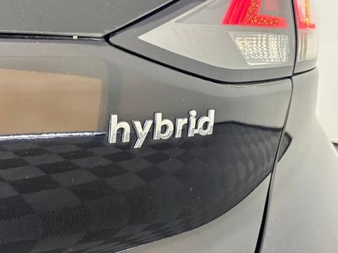 Used 2020 Hyundai Ioniq Limited FWD image 38