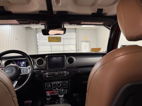 Used 2020 Jeep Gladiator Rubicon image 22