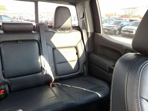 Used 2020 Chevrolet Silverado 1500 RST image 15